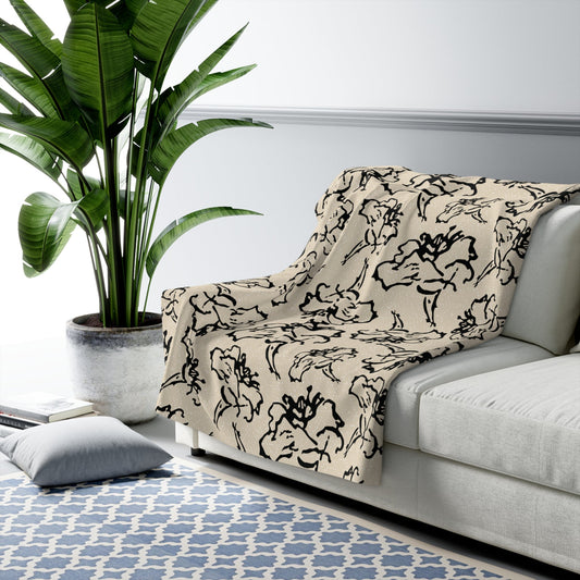 Black Flower Cream Sherpa Fleece Blanket - Squirrellyartmama